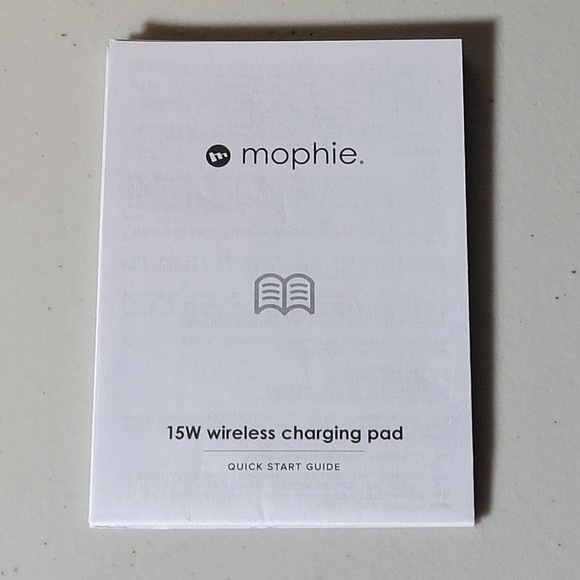 Set of 2 Mophie 15W Wireless Charging Pads Pre-Owned - Picture 10 of 12